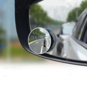 مرآة الرؤية الخلفية للنقطة العمياء